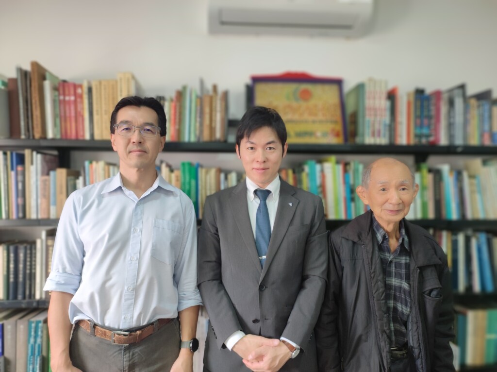 桜井副会長、志村講師、蓮沼理事（左から）