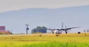 胴体着陸した飛行機（Reproducao）