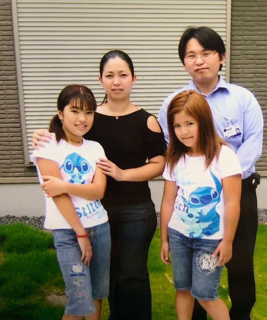 起業して間もないころの上森さん家族