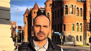 エドゥアルド氏の動画（Reproducao）