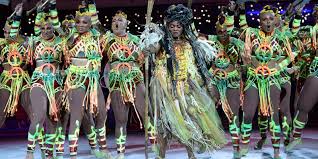 昨年のヴィラドウロのパレード（Alex Ferro/Riotour）