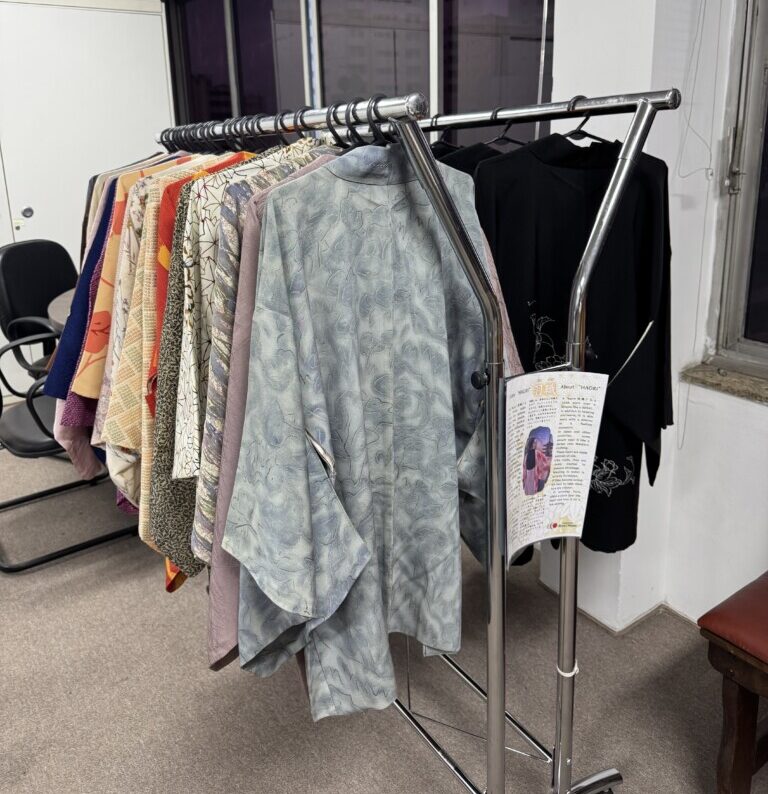 ブラジル日報協会オフィスで販売中