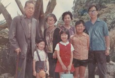 両親、司、妻、子供３人