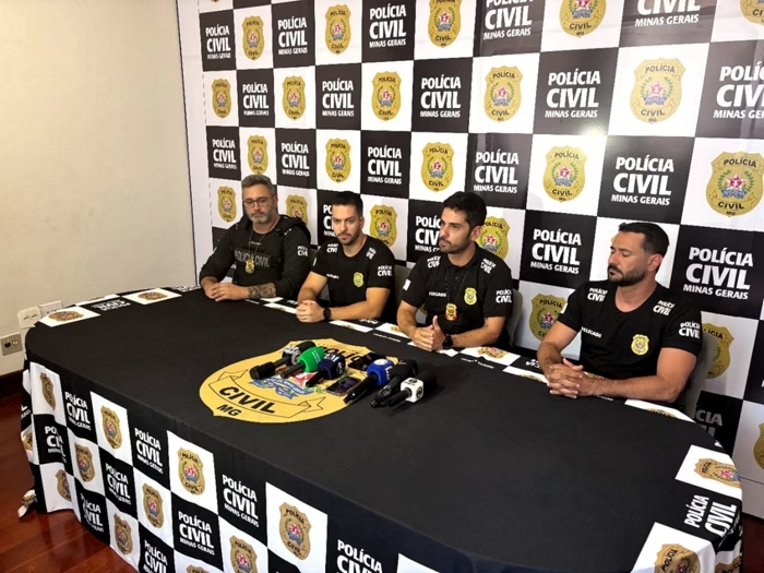 記者会見を行う市警警部達（PCMG / Divulgação）