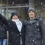 初雪到来を喜ぶサンジョアキンの人々（Mycchel Legnaghi/Divulgação）