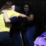 ジカ熱感染が原因の小頭症児と拒否権拒否を喜ぶ親達（© Lula Marques/Agência Brasil）