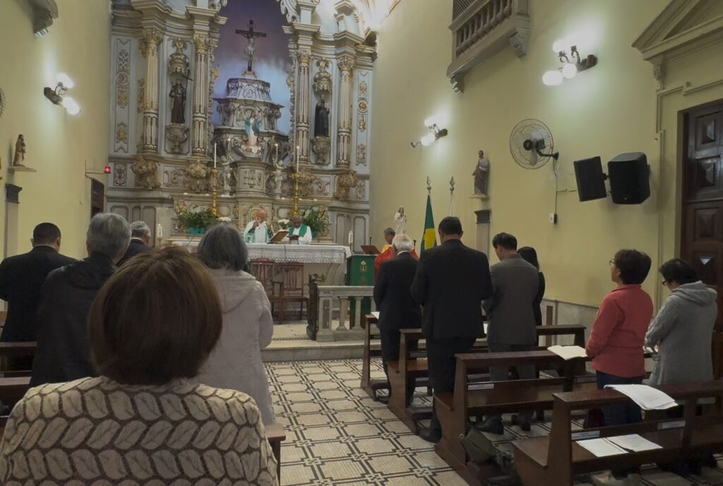 移民の日のミサの様子