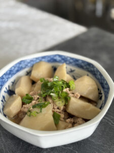 とろっと柔らか里芋の煮物